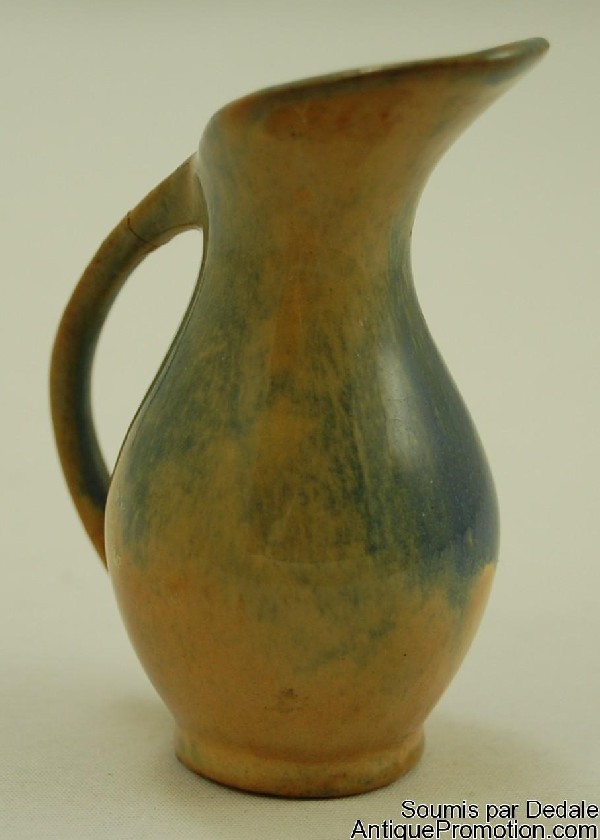 -Ceramique-de-Beauce-Pichet-M-18-a-Bleu-et-beige5610.jpg 907X1271 px