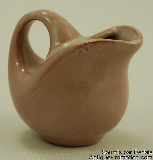 -Ceramique-de-Beauce-Pichet-M-2-Rose5613.jpg 899X941 px